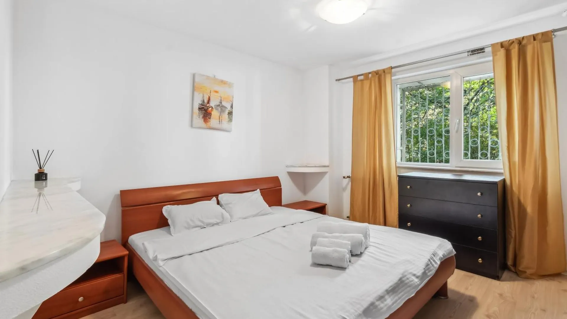 Apartament Camelia With Free Parking Apartment Bucharest 0*,  Romania